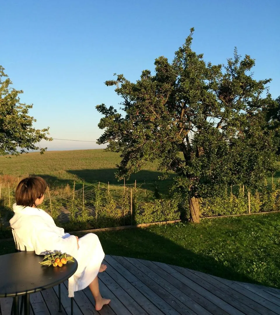 Cocoon Meetings Bed and Breakfast Degeberga